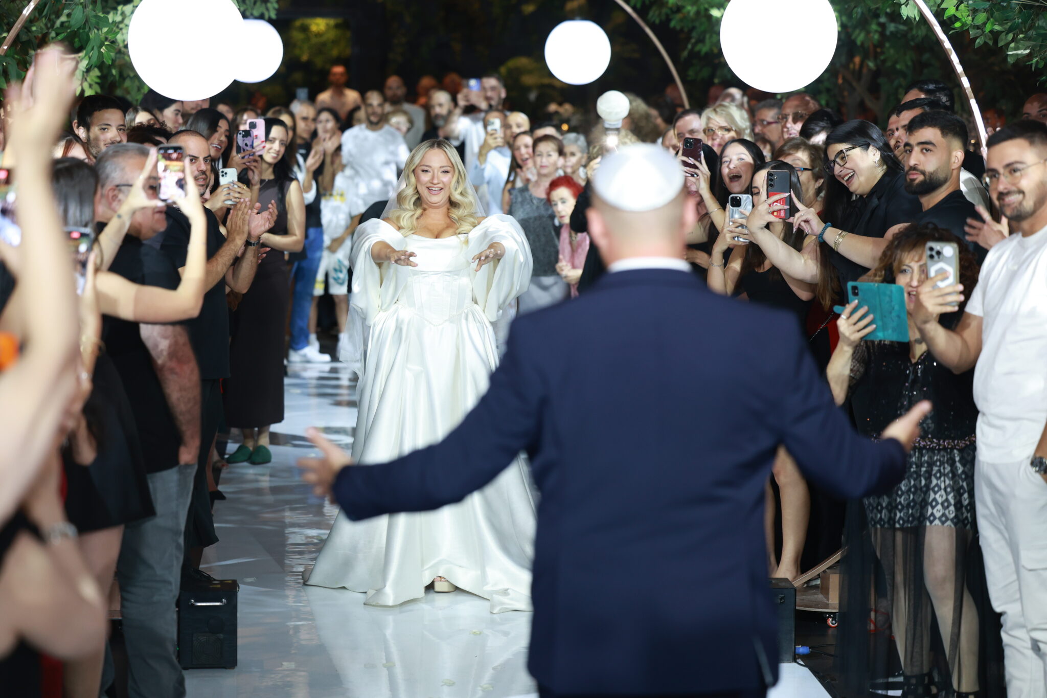 אולם אירועים בקירות